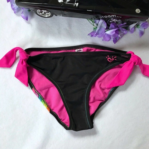 ✅2/$20✅ Justice NWOT Swim Wear Bottom Girls Various - Picture 3 of 9